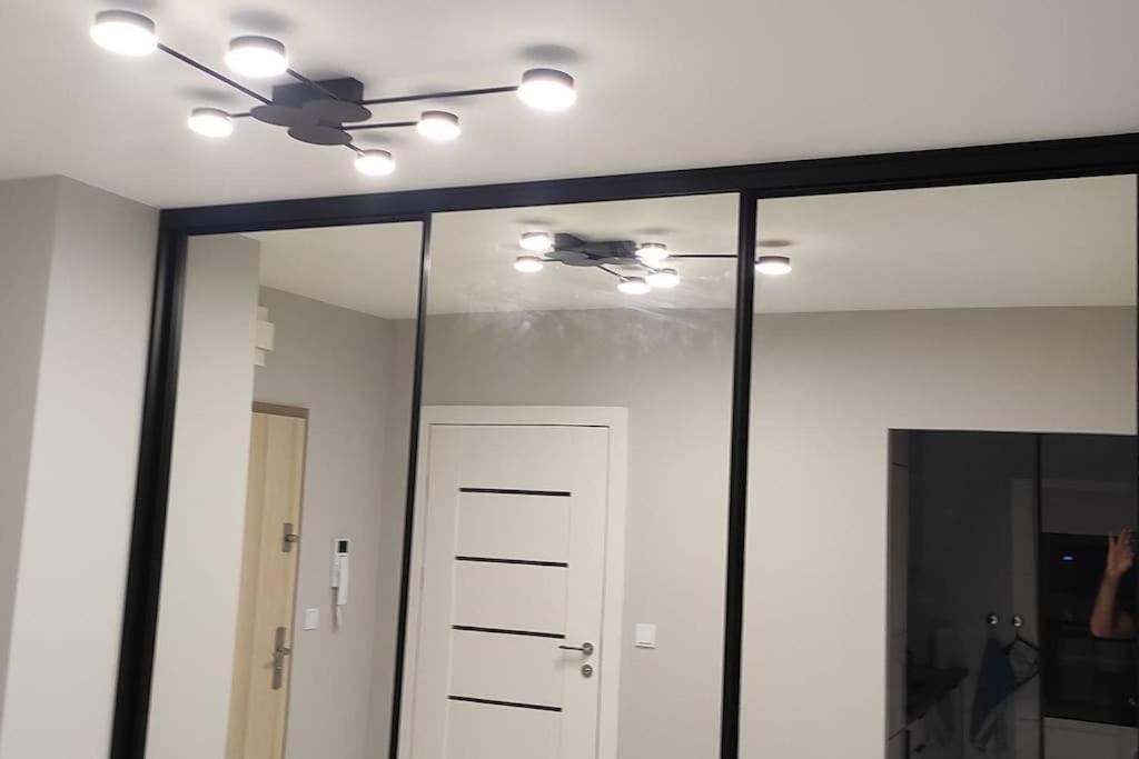 Nowoczesny W Poblizu Centrum Apartamento Cracovia
