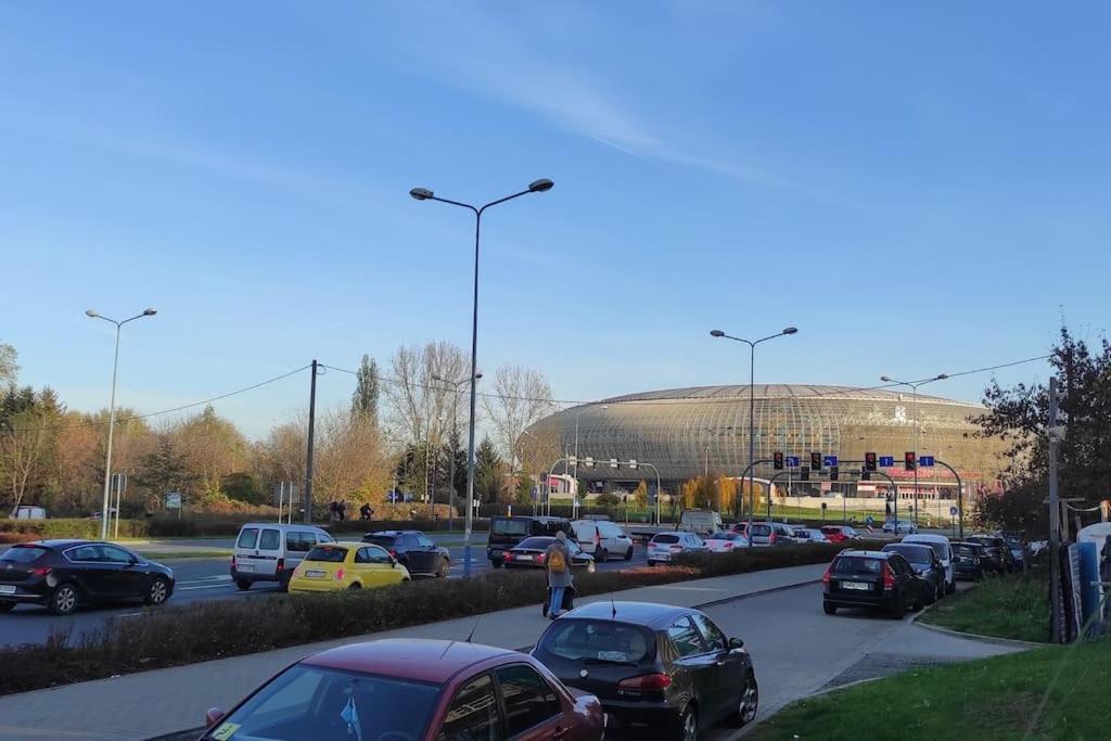 Nowoczesny W Poblizu Centrum Leilighet *